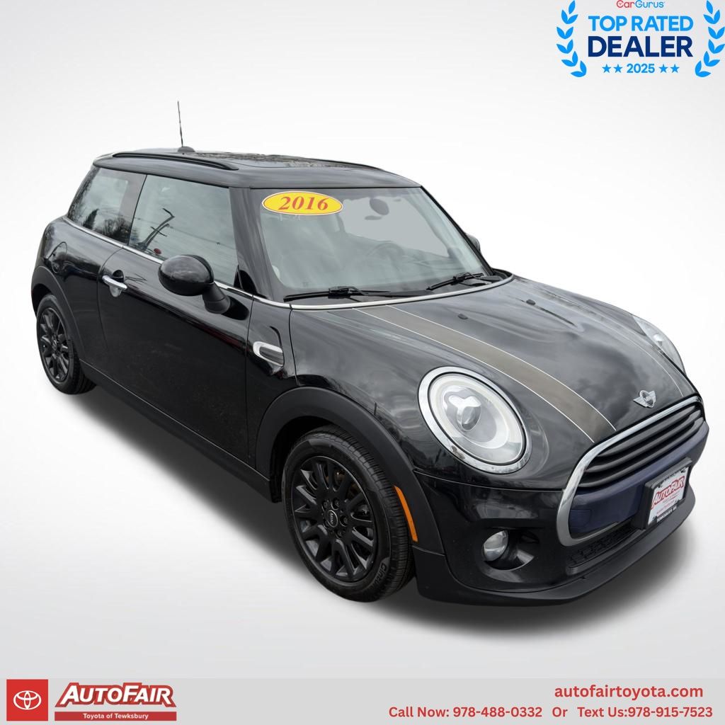 Midnight Black Metallic 2016 MINI Cooper 2-Door Hatchback FWD Hatchback Front-Wheel Drive 6-Speed Manual