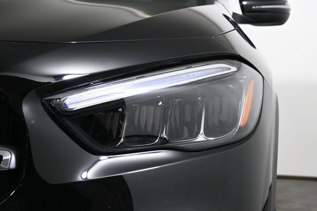 Thumbnail: 2026 Mercedes-Benz GLA - 10