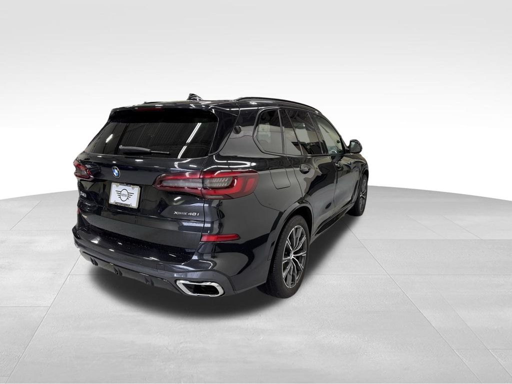 2022 BMW X5 xDrive40i 6