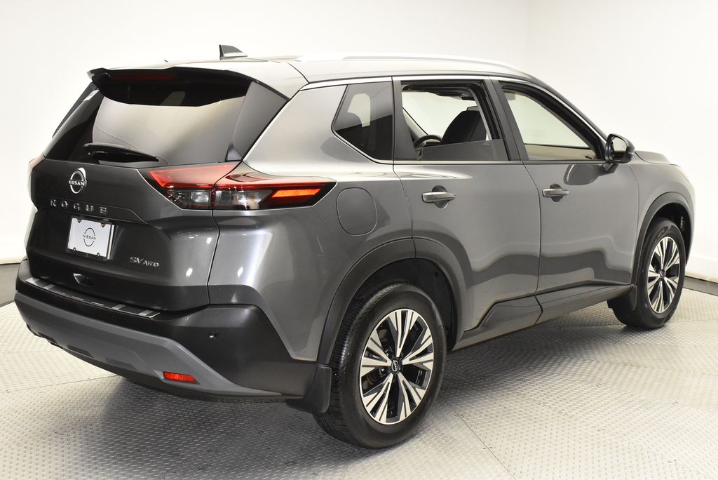 2022 Nissan Rogue SV 5