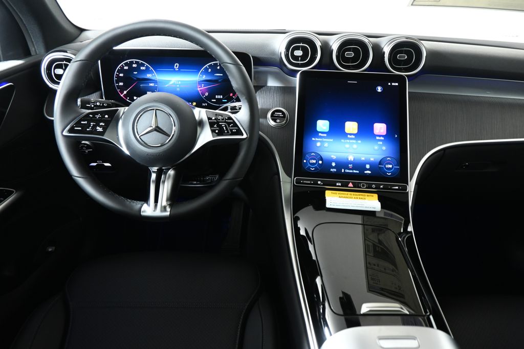 Thumbnail: 2027 Mercedes-Benz GLC - 16