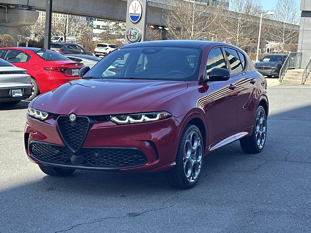 2025 Alfa Romeo Tonale Tributo Italiano eAWD