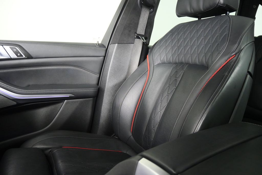 Thumbnail: 2022 BMW X5 - 31