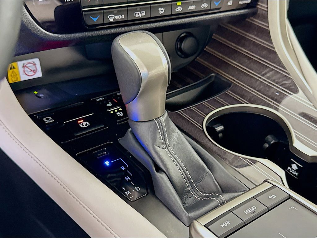 Thumbnail: 2022 Lexus RX - 17