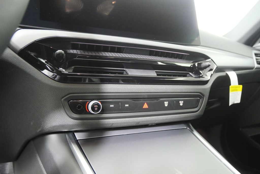 Thumbnail: 2026 BMW 2 Series - 18