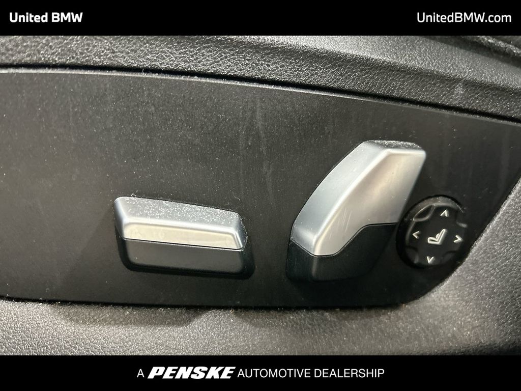 Thumbnail: 2018 BMW 7 Series - 12