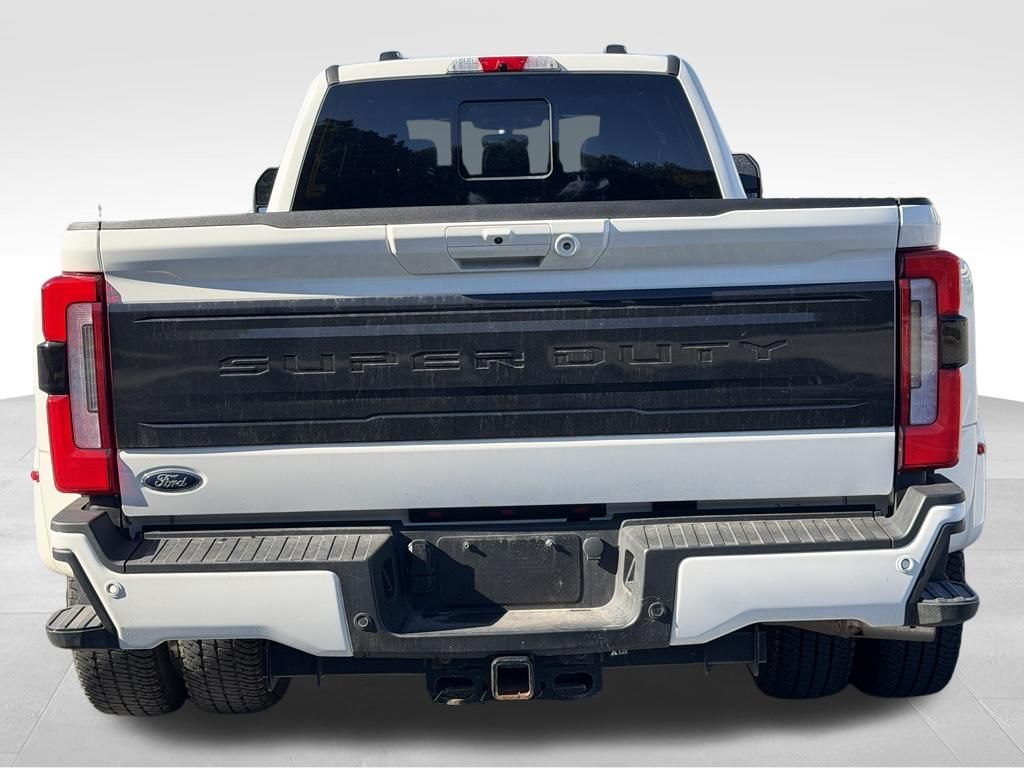 2025 Ford F-350 Super Duty Platinum