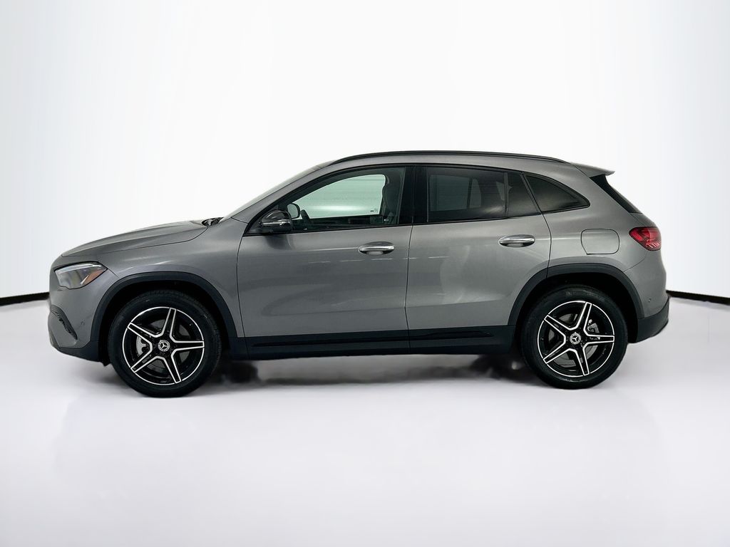 Thumbnail: 2026 Mercedes-Benz GLA - 8