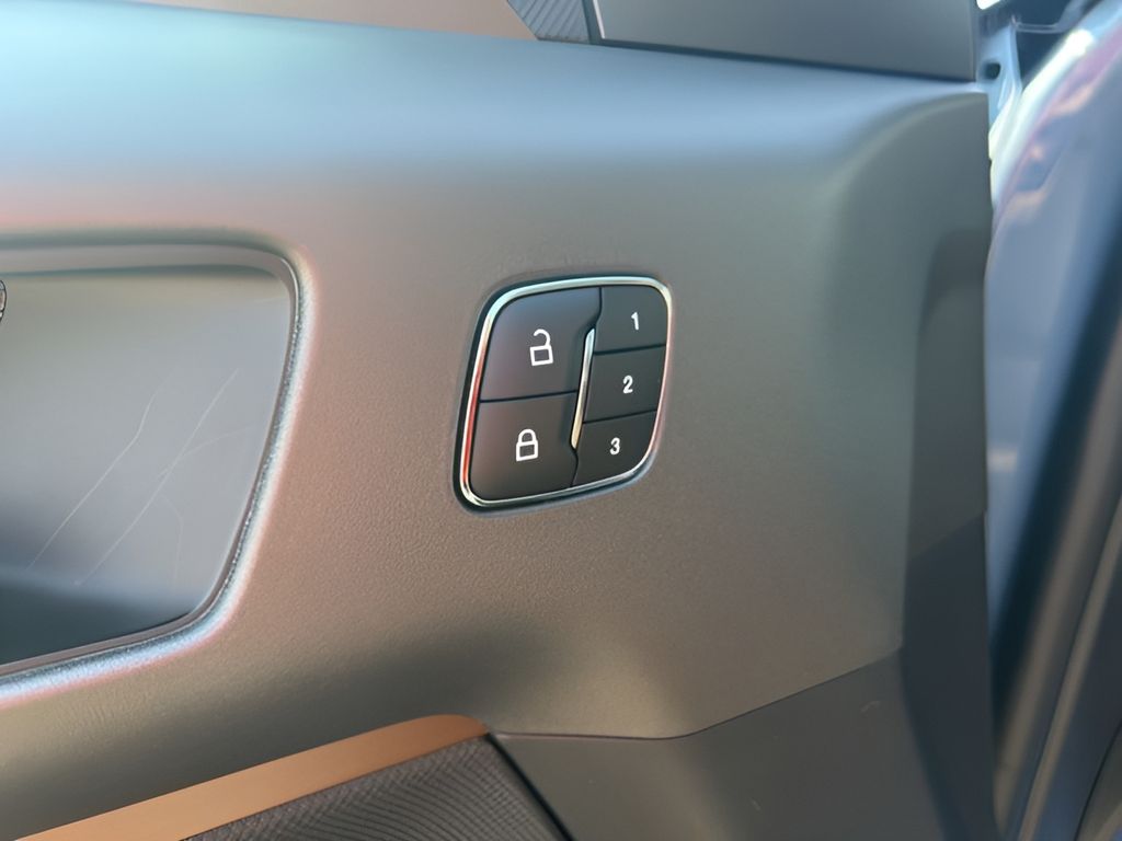2025 Ford Bronco Sport Outer Banks photo 18