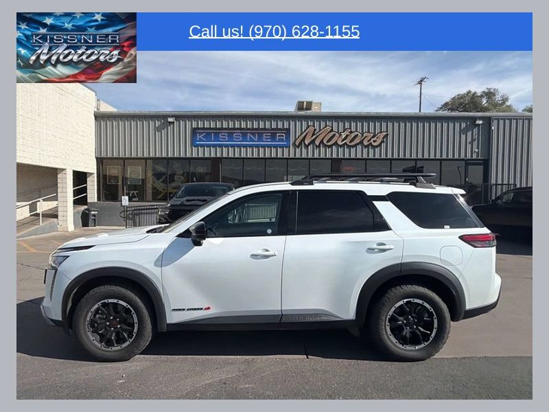 Everest White Pearl Tricoat 2026 Nissan Pathfinder SUV / Crossover All-Wheel Drive 9-Speed Automatic