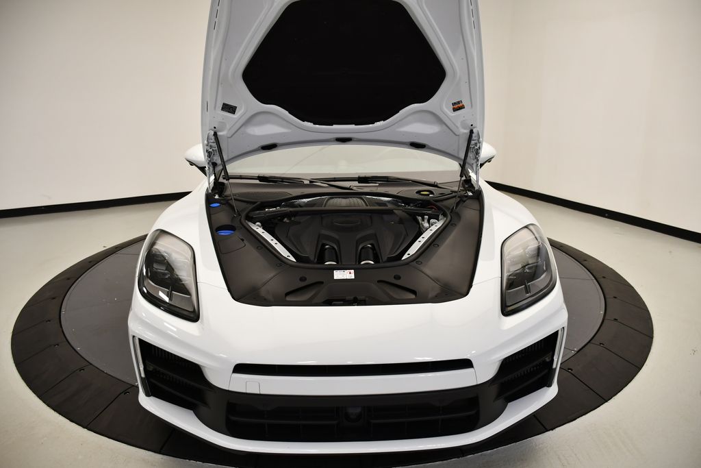 Thumbnail: 2024 Porsche Panamera - 13