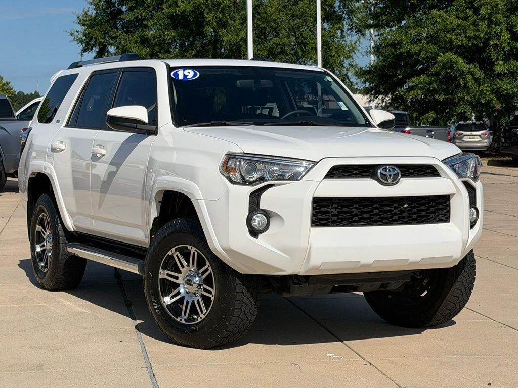 Super White 2019 Toyota 4Runner SUV / Crossover 4X2 5-Speed Automatic Overdrive