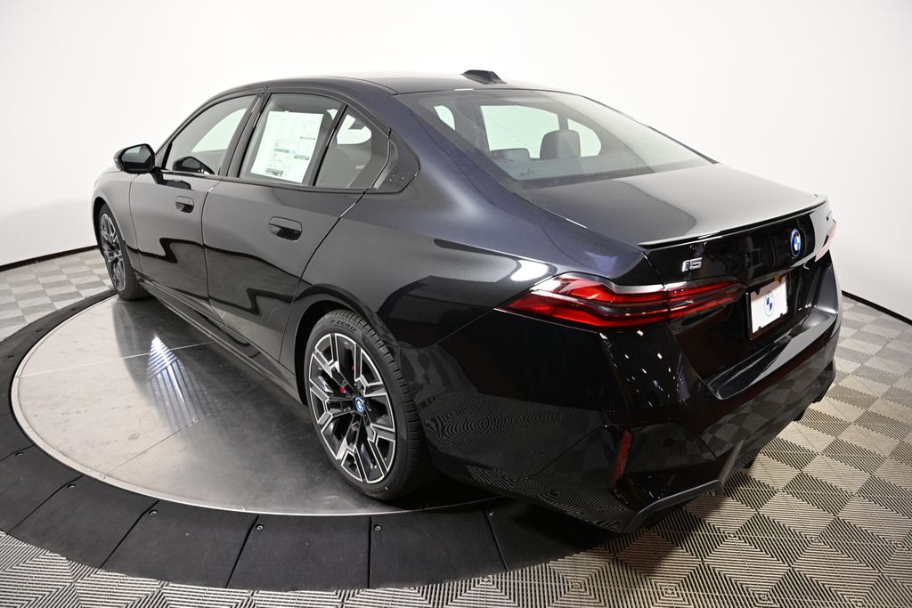 Thumbnail: 2025 BMW i5 - 3