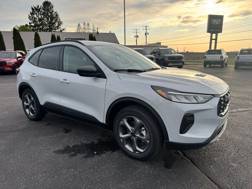 2026 Ford Escape ST-Line - 8