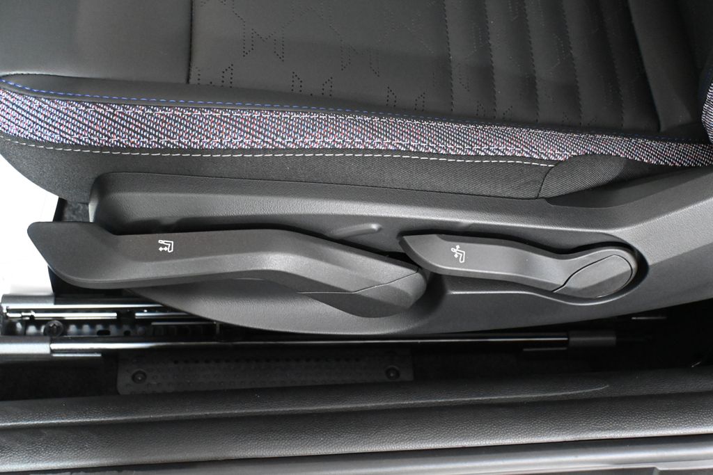 Thumbnail: 2026 MINI Cooper - 22