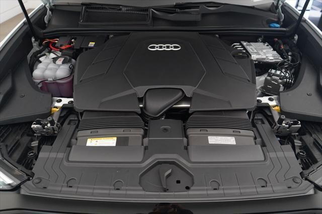 Thumbnail: 2026 Audi Q8 - 12