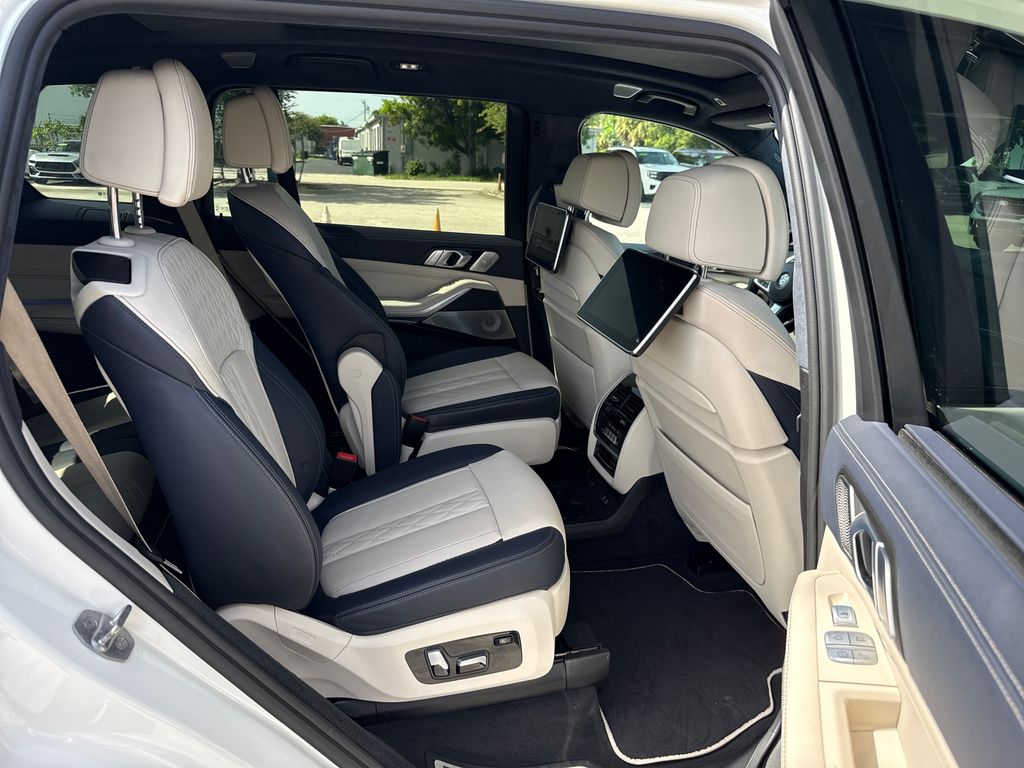 Certified Used 2020 White BMW M50i image 27