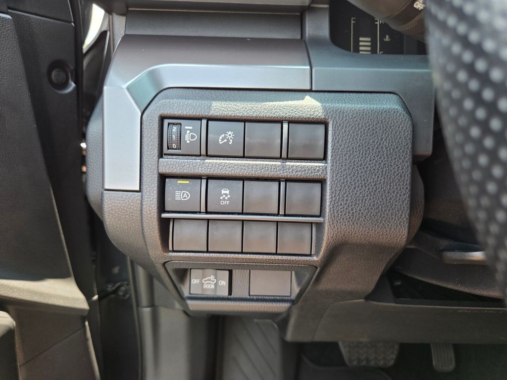 Used 2025 Toyota Tacoma Truck