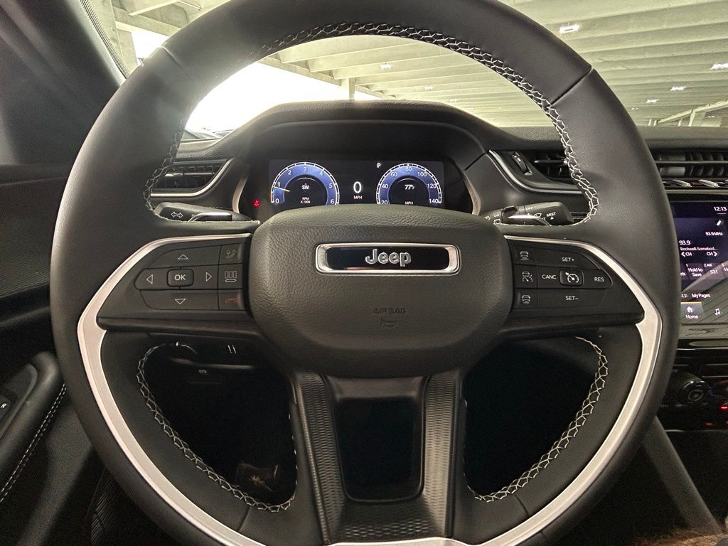 Used 2025 Bright White Clearcoat Jeep Laredo image 22