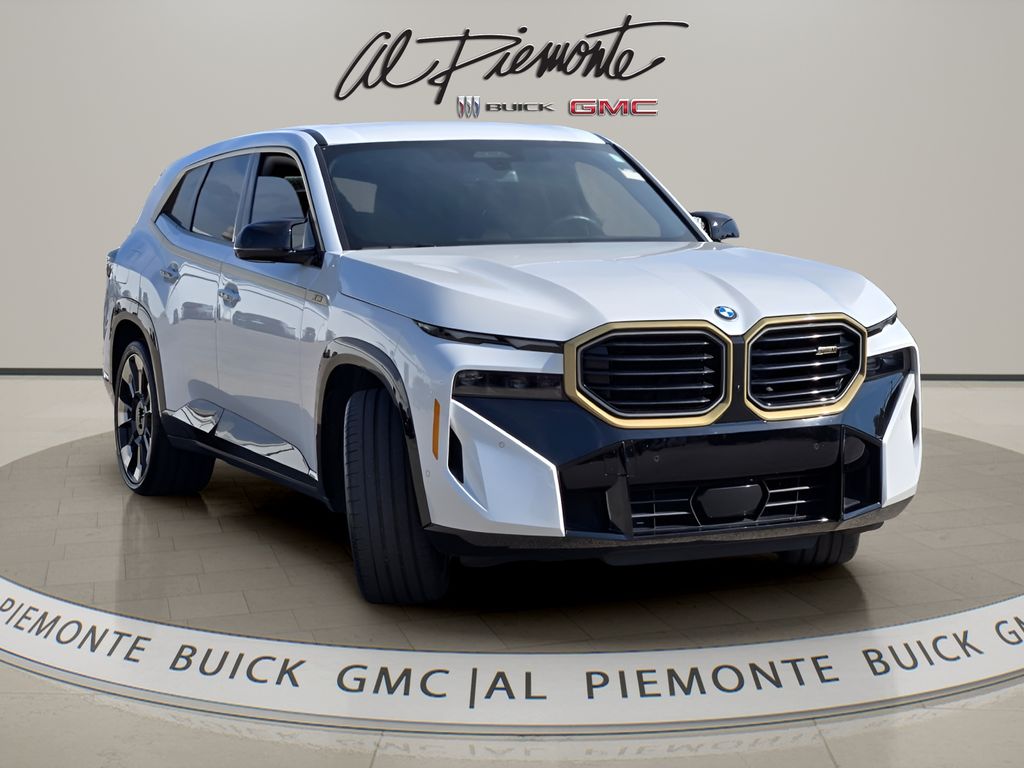 Mineral White Metallic 2023 BMW XM AWD SUV / Crossover All-Wheel Drive 8-Speed Automatic