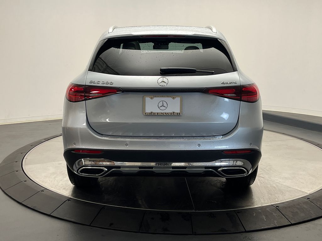 2025 Mercedes-Benz GLC 300 6