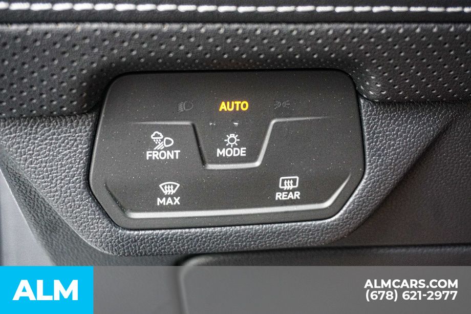 2024 Volkswagen Atlas SE - Photo 48