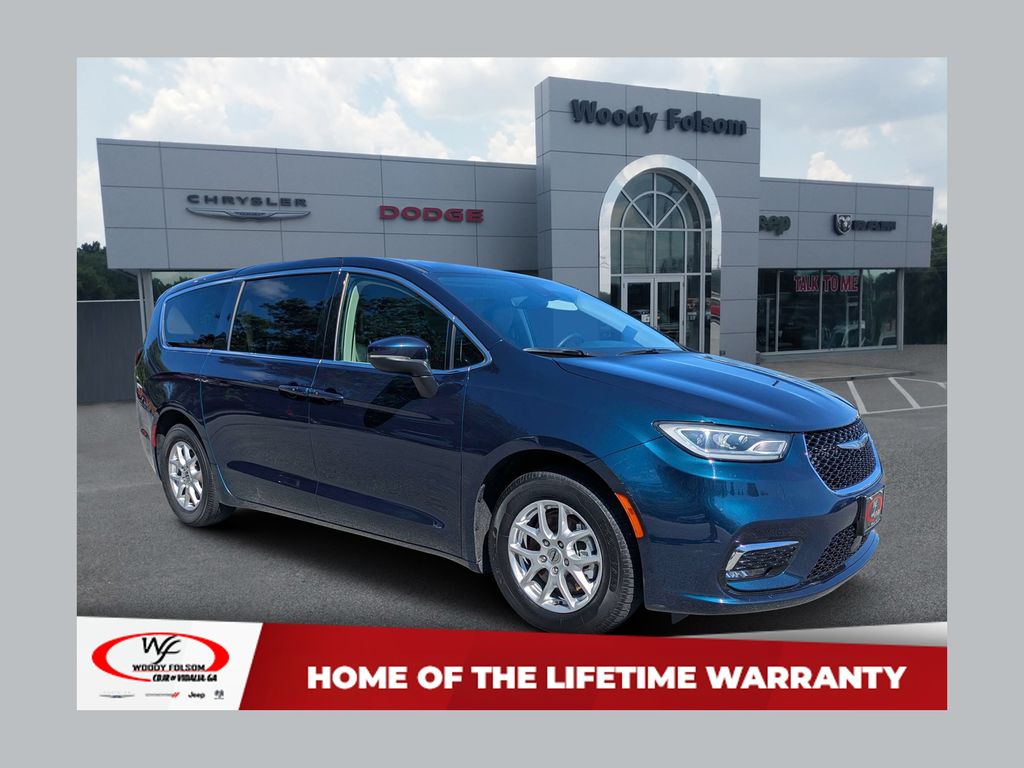 Blue Pearl 2023 Chrysler Pacifica Minivan Front-Wheel Drive 9-Speed Automatic
