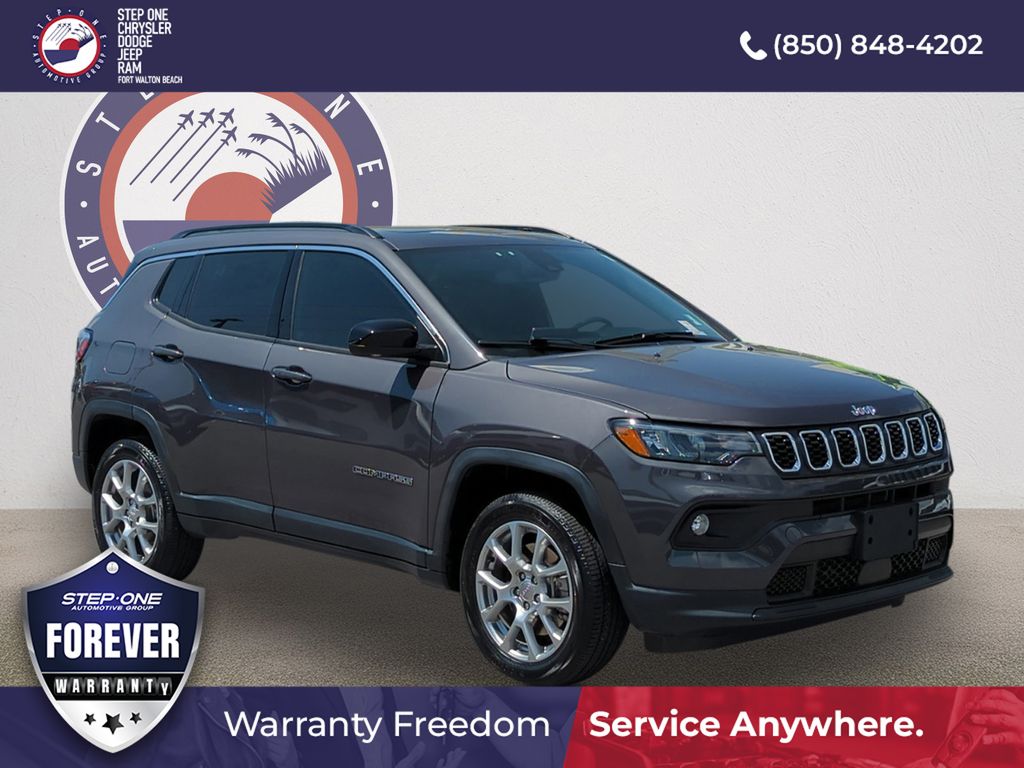 2024 Jeep Compass Latitude Lux 4WD