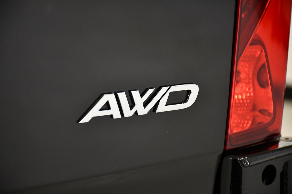 Thumbnail: 2025 Mercedes-Benz Sprinter - 12