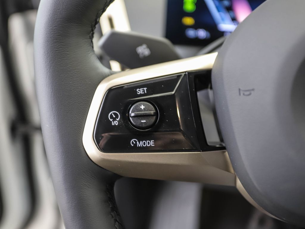 2025 BMW iX xDrive50 12