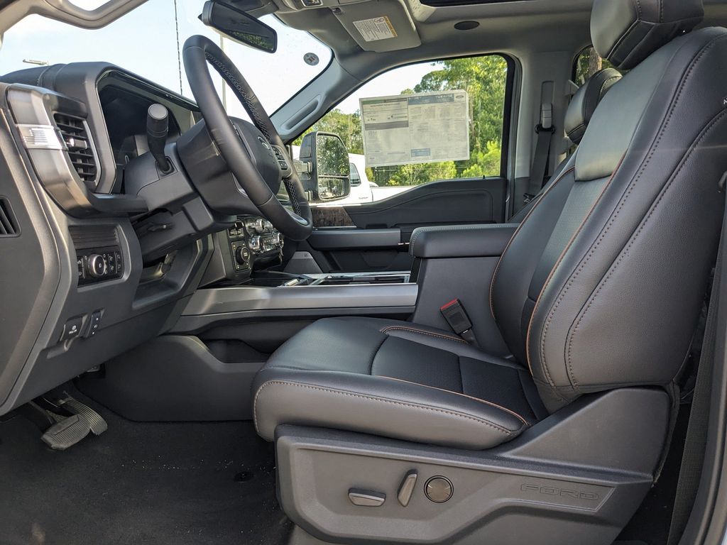2025 Ford F-250 Super Duty Lariat