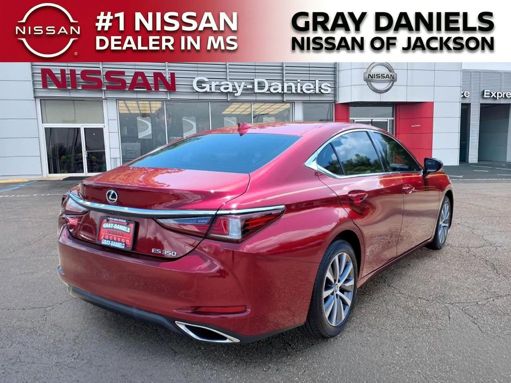 Used 2020 Lexus ES Sedan