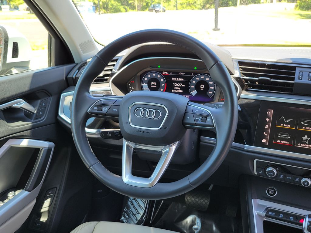 Thumbnail: 2024 Audi Q3 - 18