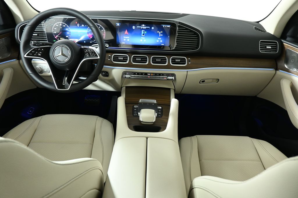 Thumbnail: 2026 Mercedes-Benz GLE - 4