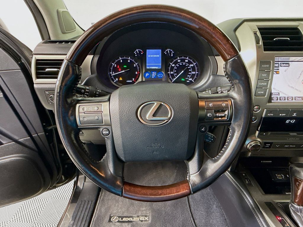 Thumbnail: 2019 Lexus GX - 11