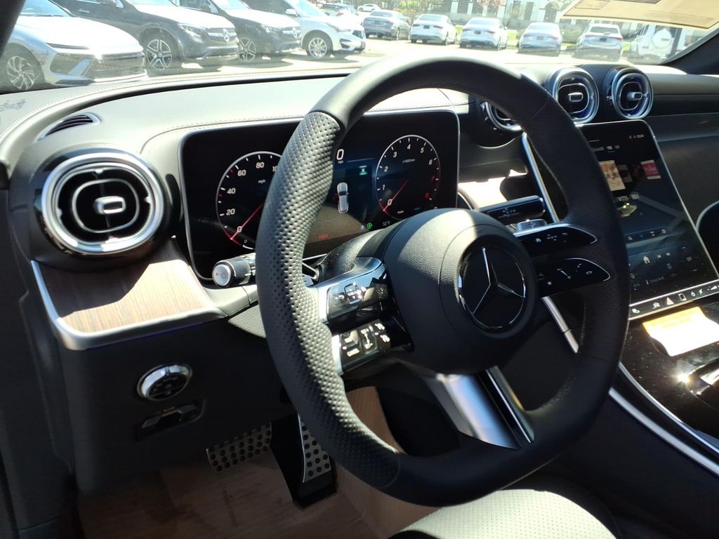 New 2026 White Mercedes-Benz GLC 300 image 16