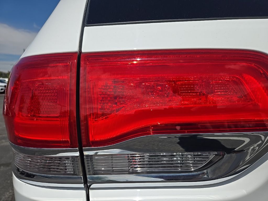 2017 Jeep Grand Cherokee Limited Edition 10