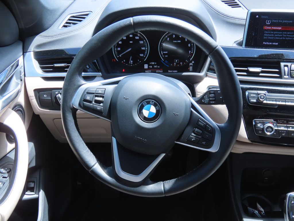 Thumbnail: 2020 BMW X1 - 6