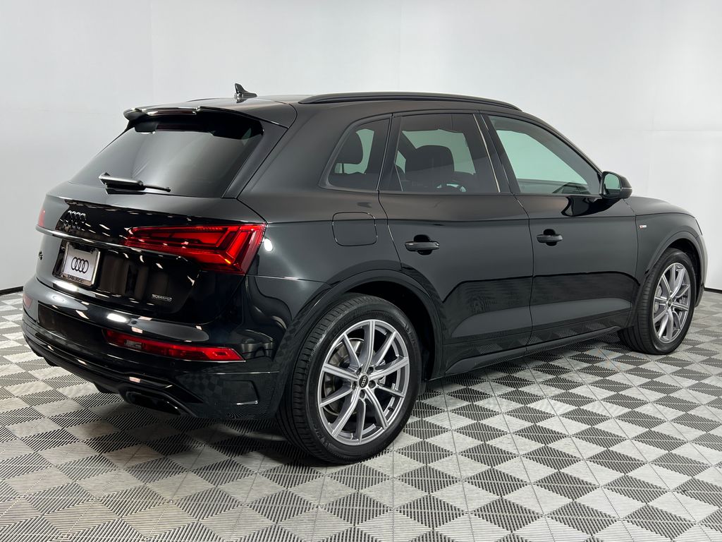 Thumbnail: 2023 Audi Q5 - 5