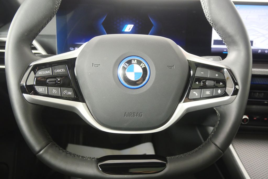 Thumbnail: 2025 BMW i4 - 21