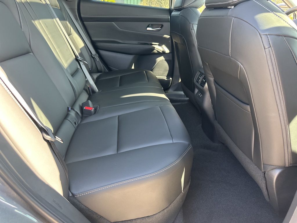 2025 Gun Metallic Nissan Murano SL AWD SUV