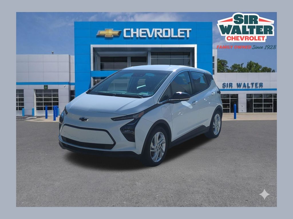 Summit White 2023 Chevrolet Bolt EV 1LT FWD Hatchback Front-Wheel Drive 1-Speed Automatic