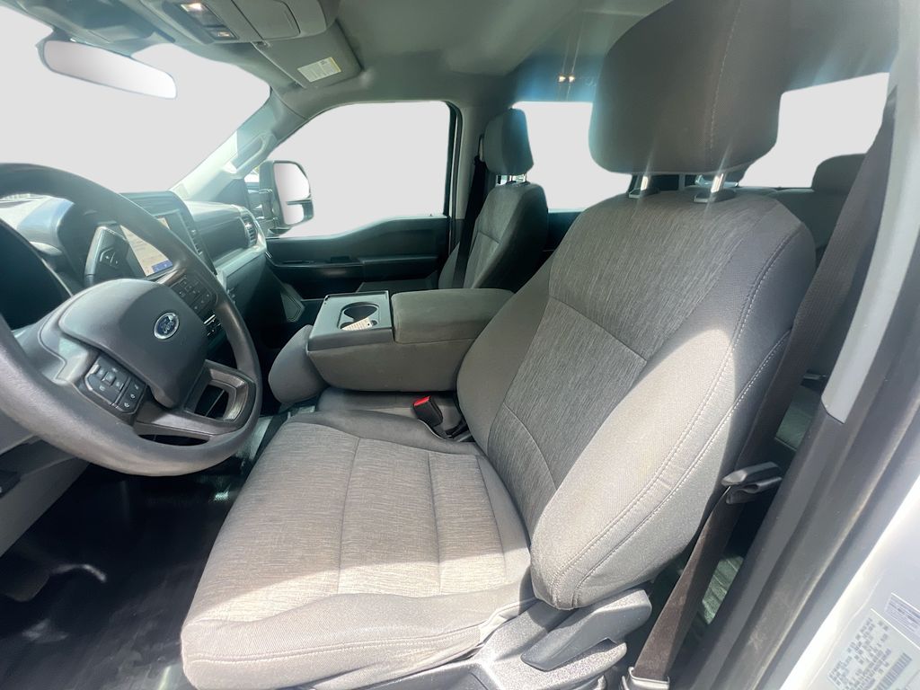 Used 2023 White Ford XL image 20