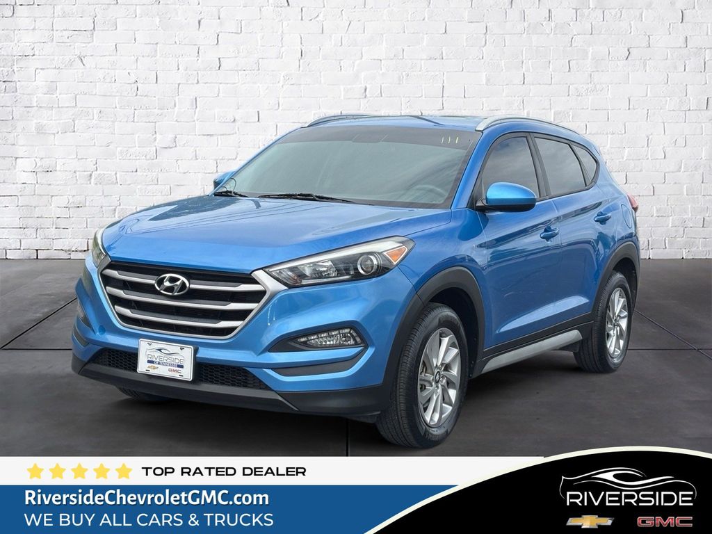 Caribbean Blue 2017 Hyundai Tucson 2.0L SE FWD SUV / Crossover Front-Wheel Drive 6-Speed Automatic