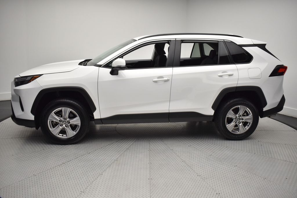 Thumbnail: 2024 Toyota RAV4 - 8