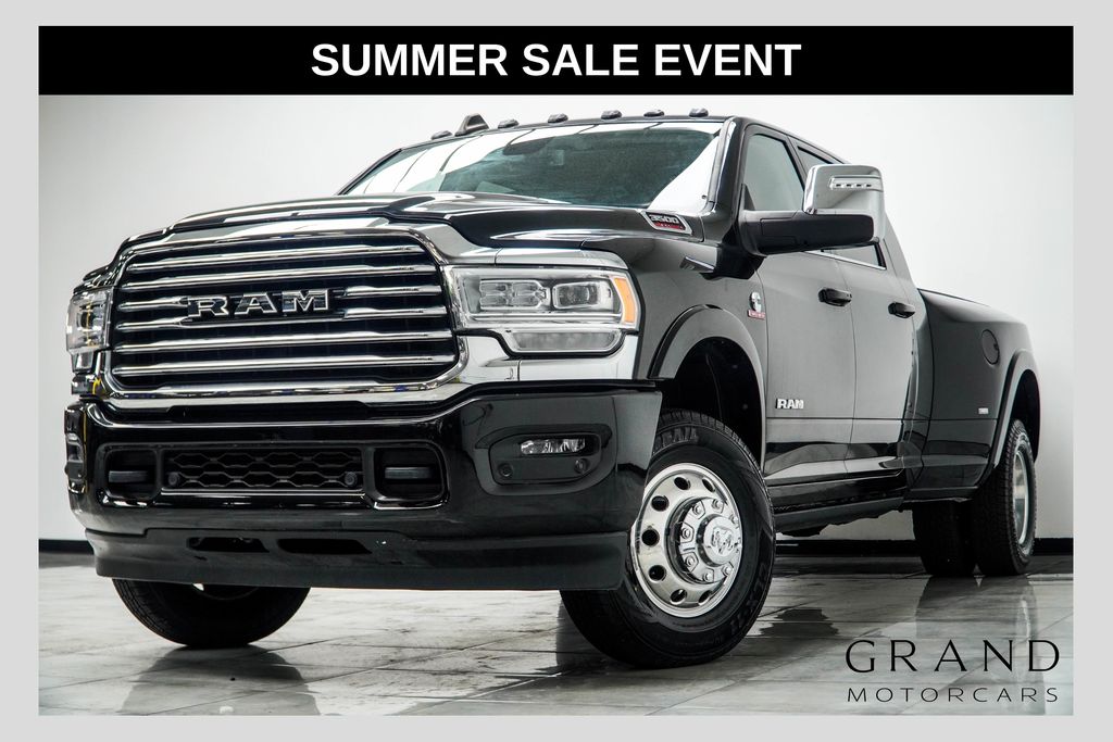 Diamond Black Crystal Pearlcoat 2023 RAM 3500 Pickup Truck Four-Wheel Drive 6-Speed Automatic