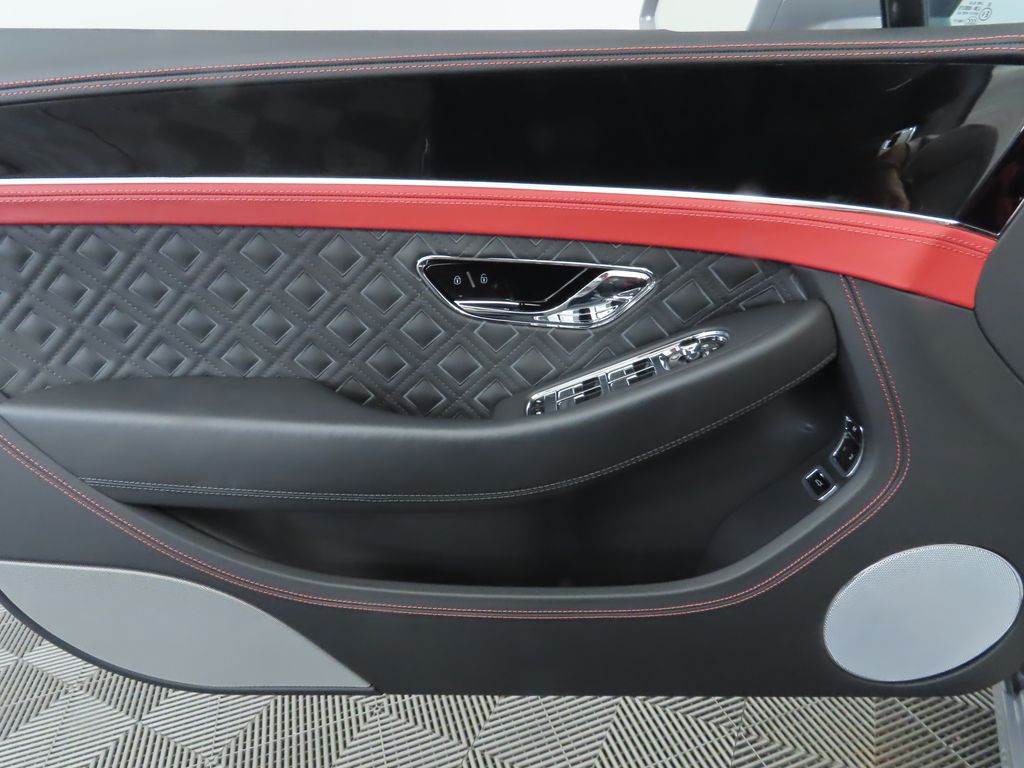 Thumbnail: 2024 Bentley Continental - 32