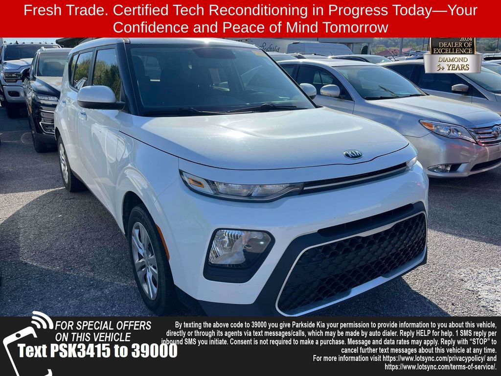 Snow White Pearl 2020 Kia Soul LX FWD SUV / Crossover Front-Wheel Drive