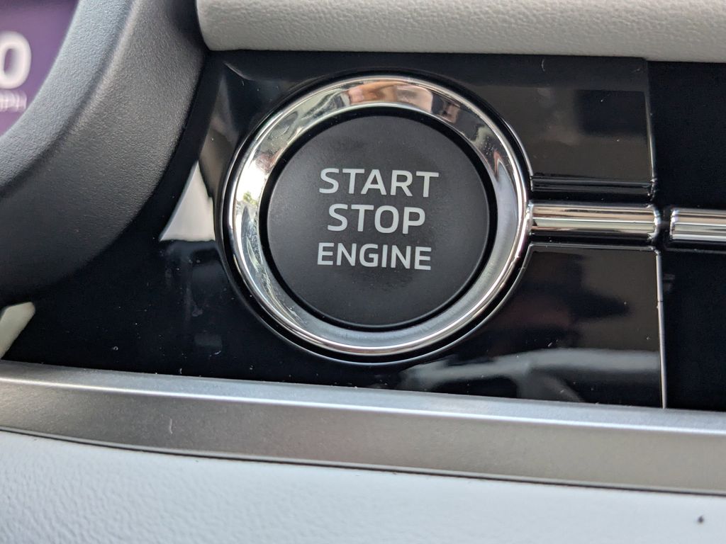 New 2025 Mitsubishi Outlander SUV