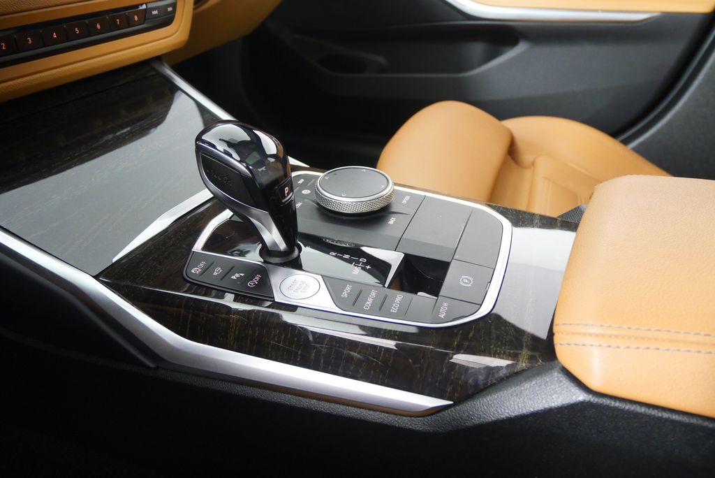 Thumbnail: 2019 BMW 3 Series - 28
